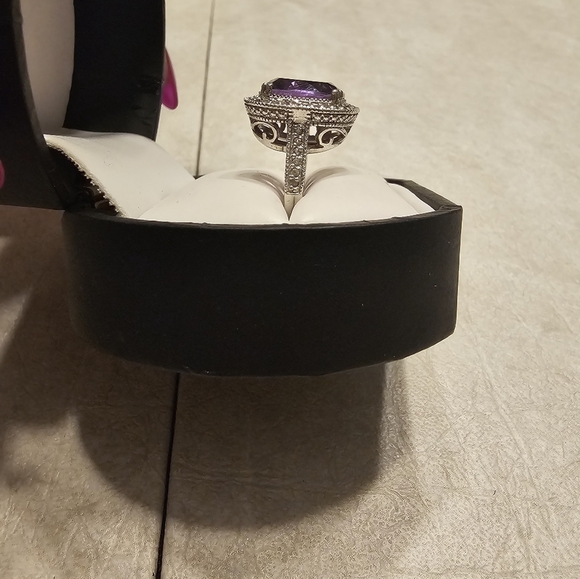 Cushion Cut Amethyst Ring Sterling Silver - Picture 14 of 17